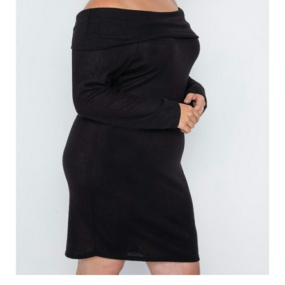 PLUS Off the Shoulder Long Sleeve Dress - Picture 2 of 4